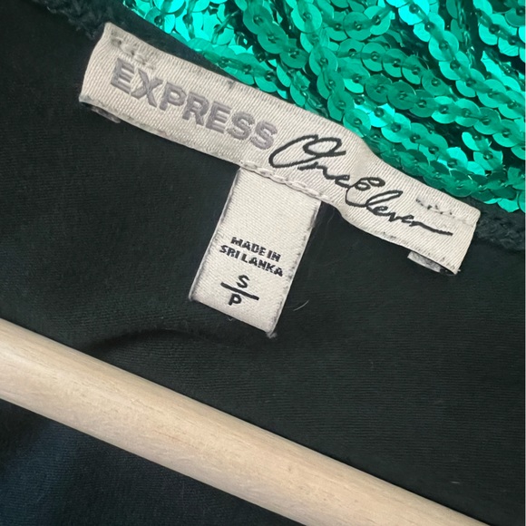 EXPRESS Low cut fitted bodysuit - Picture 2 of 3